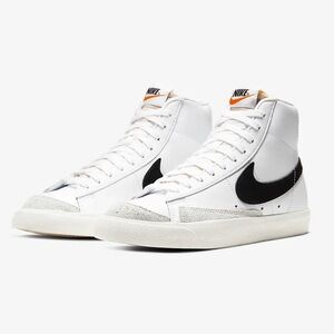 Nike women’s blazer mid ‘77 vintage, black & white